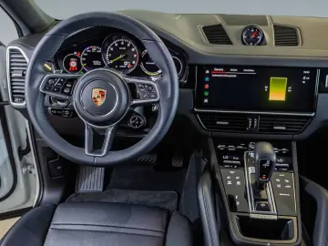 Porsche Cayenne E-Hybrid Coupe Platinum Edition