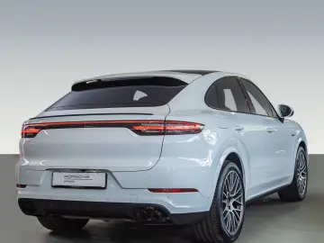 Porsche Cayenne E-Hybrid Coupe Platinum Edition