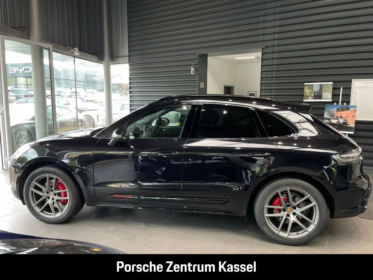 Porsche Macan  S