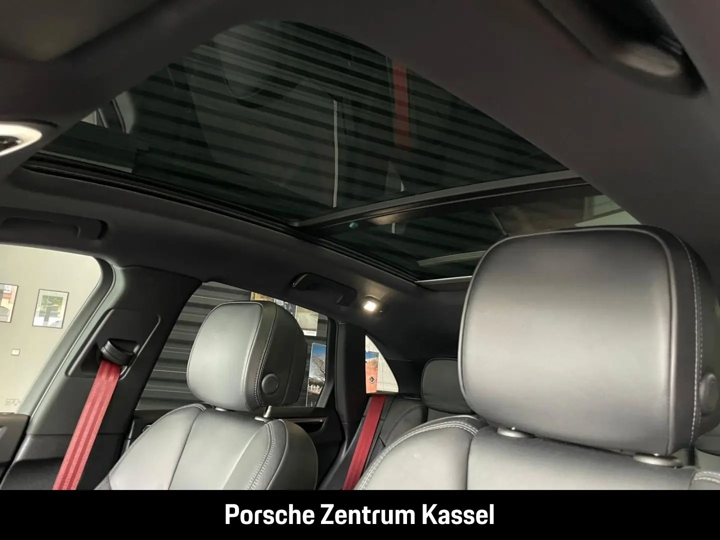 Porsche Macan  S