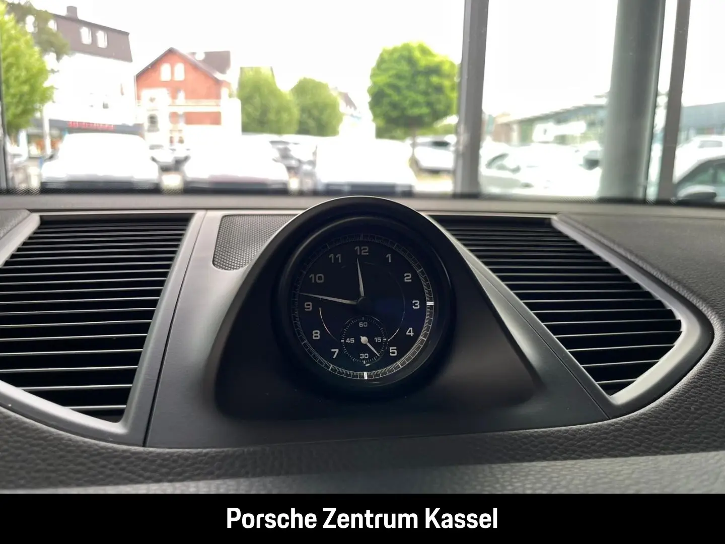 Porsche Macan  S