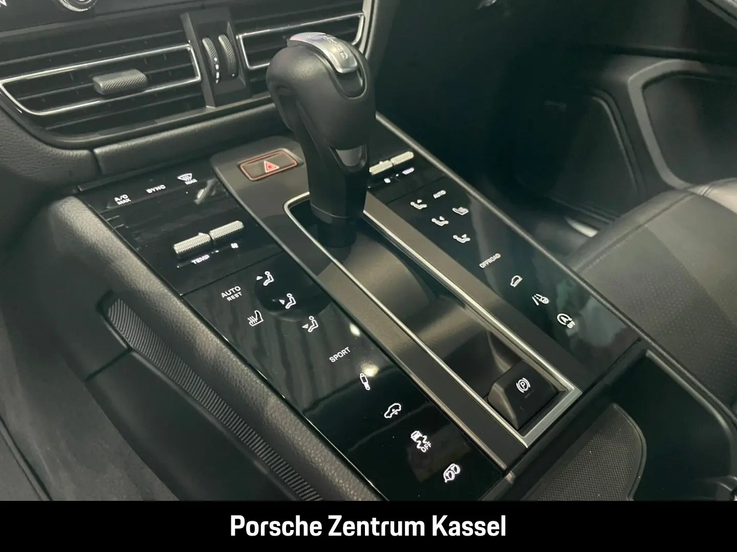 Porsche Macan  S