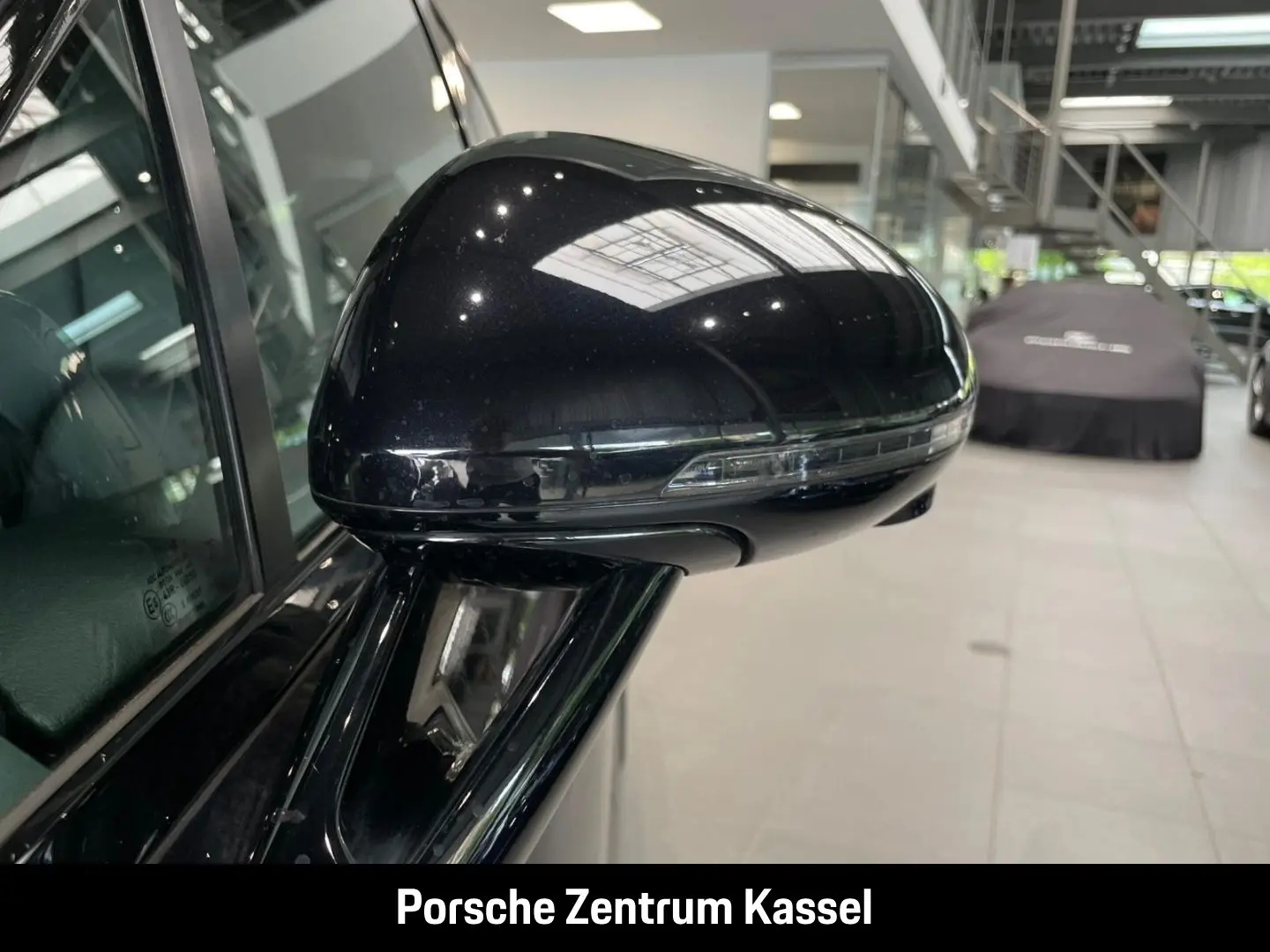 Porsche Macan  S