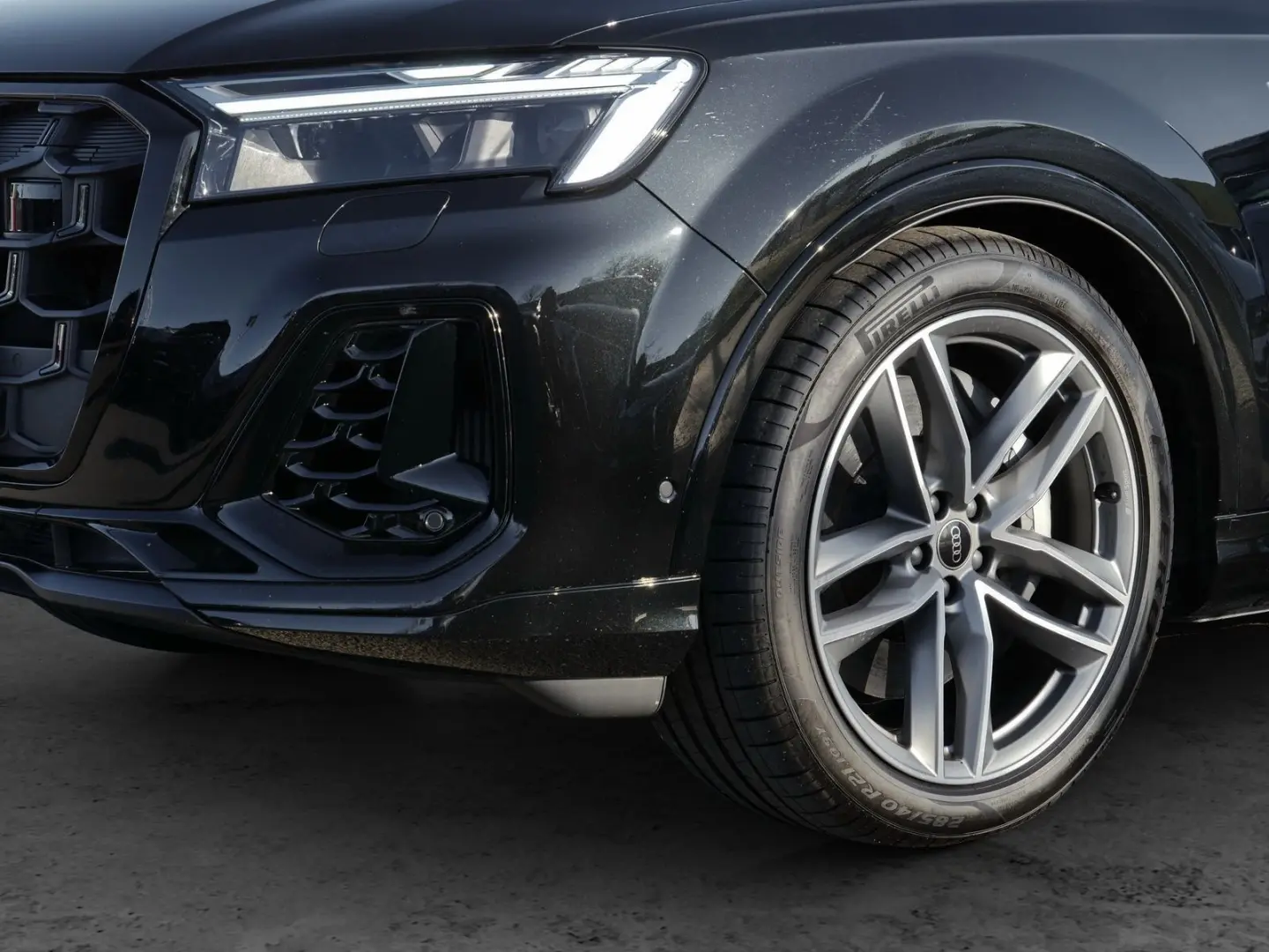 Q7 S line 55 TFSI e quattro Pano*B&O*AHK*HuD*