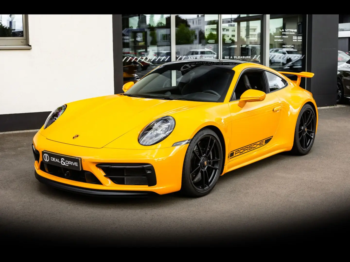 Porsche 992 911 CARRERA 4 GTS COUPE PDK°PTS°MANUFAKTUR