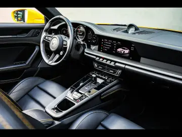 Porsche 992 911 CARRERA 4 GTS COUPE PDK°PTS°MANUFAKTUR