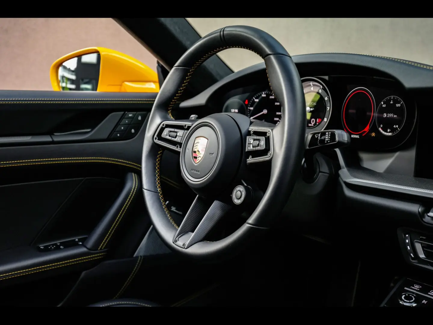 Porsche 992 911 CARRERA 4 GTS COUPE PDK°PTS°MANUFAKTUR