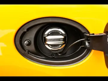 Porsche 992 911 CARRERA 4 GTS COUPE PDK°PTS°MANUFAKTUR