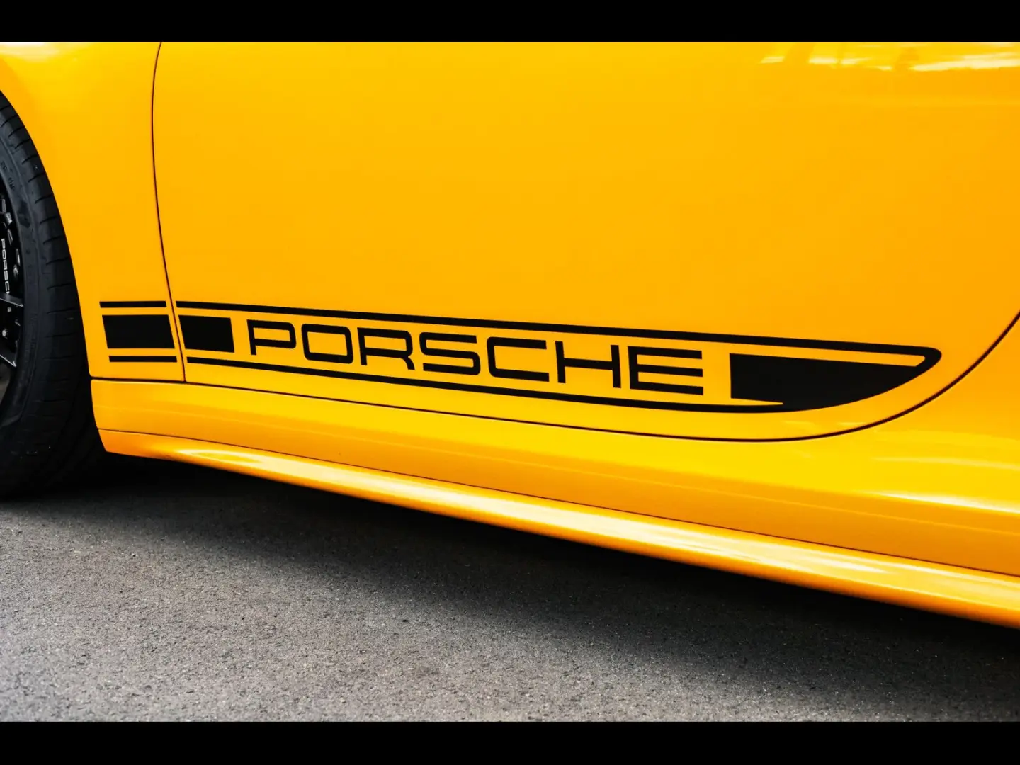 Porsche 992 911 CARRERA 4 GTS COUPE PDK°PTS°MANUFAKTUR
