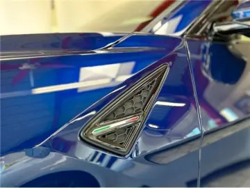 Urus 4.0 V8 4WD (2019)