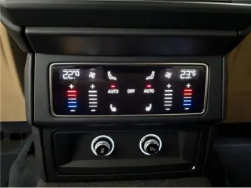 Urus 4.0 V8 4WD (2019)