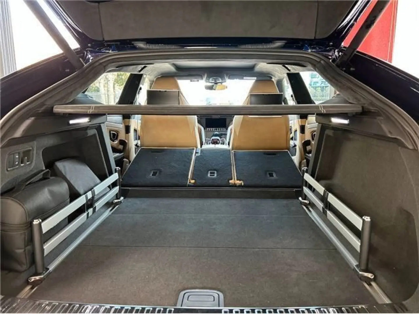 Urus 4.0 V8 4WD (2019)