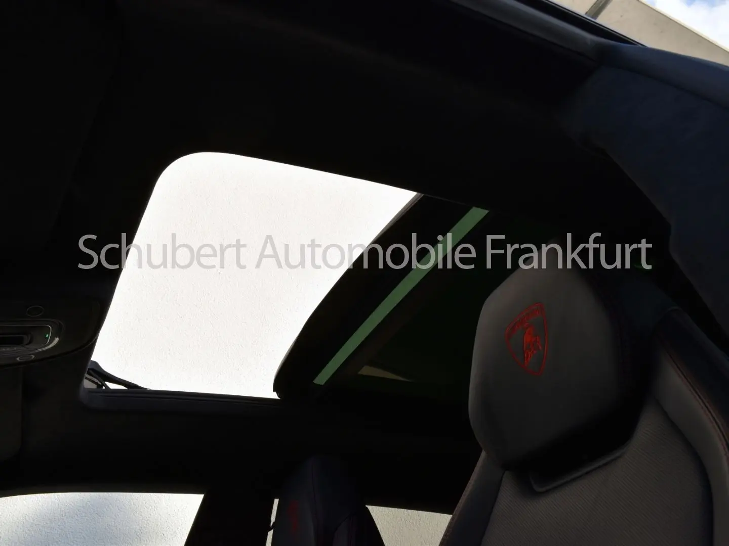 Urus Pano Carbon Ext+Int B&O 23 Zoll ADAS Massag