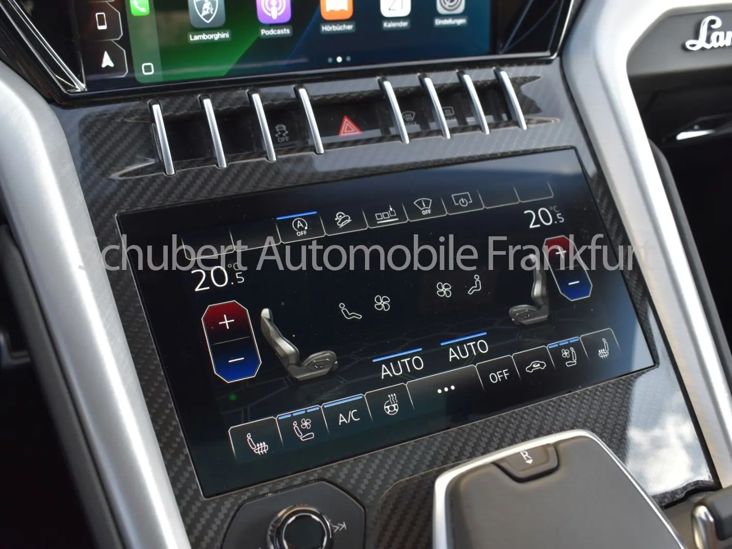 Urus Pano Carbon Ext+Int B&O 23 Zoll ADAS Massag