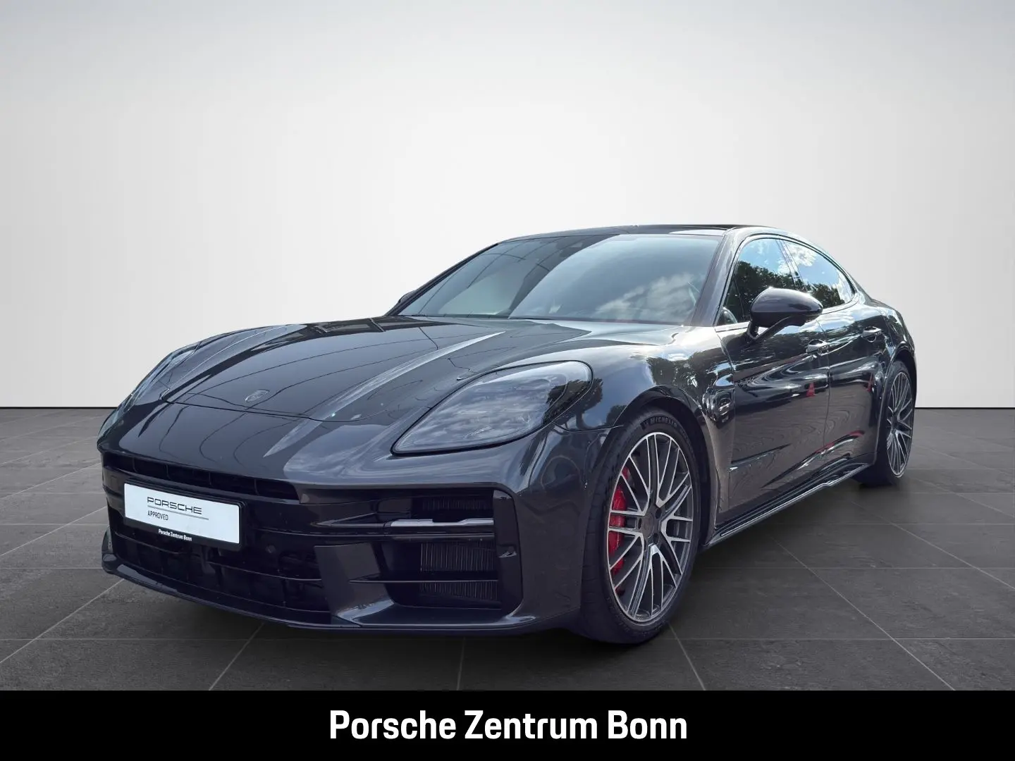 Porsche Panamera Turbo E-Hybrid Burmester LED