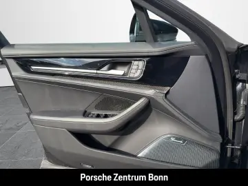 Porsche Panamera Turbo E-Hybrid Burmester LED