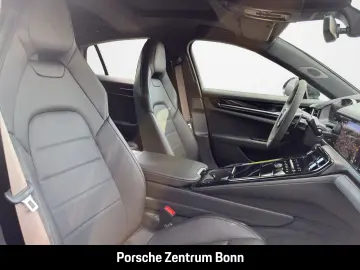 Porsche Panamera Turbo E-Hybrid Burmester LED