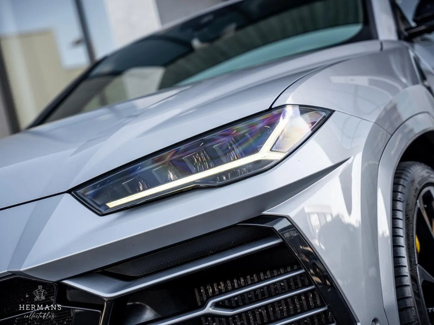 Urus 4.0 V8 / Pano / Massage / Achteras / Cerami