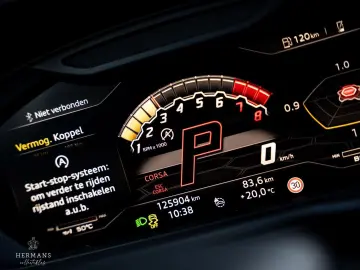 Urus 4.0 V8 / Pano / Massage / Achteras / Cerami