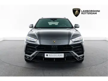 Urus Carbon I B&O