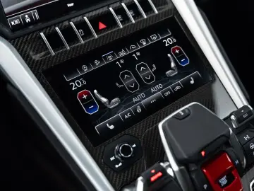 Urus Carbon I B&O