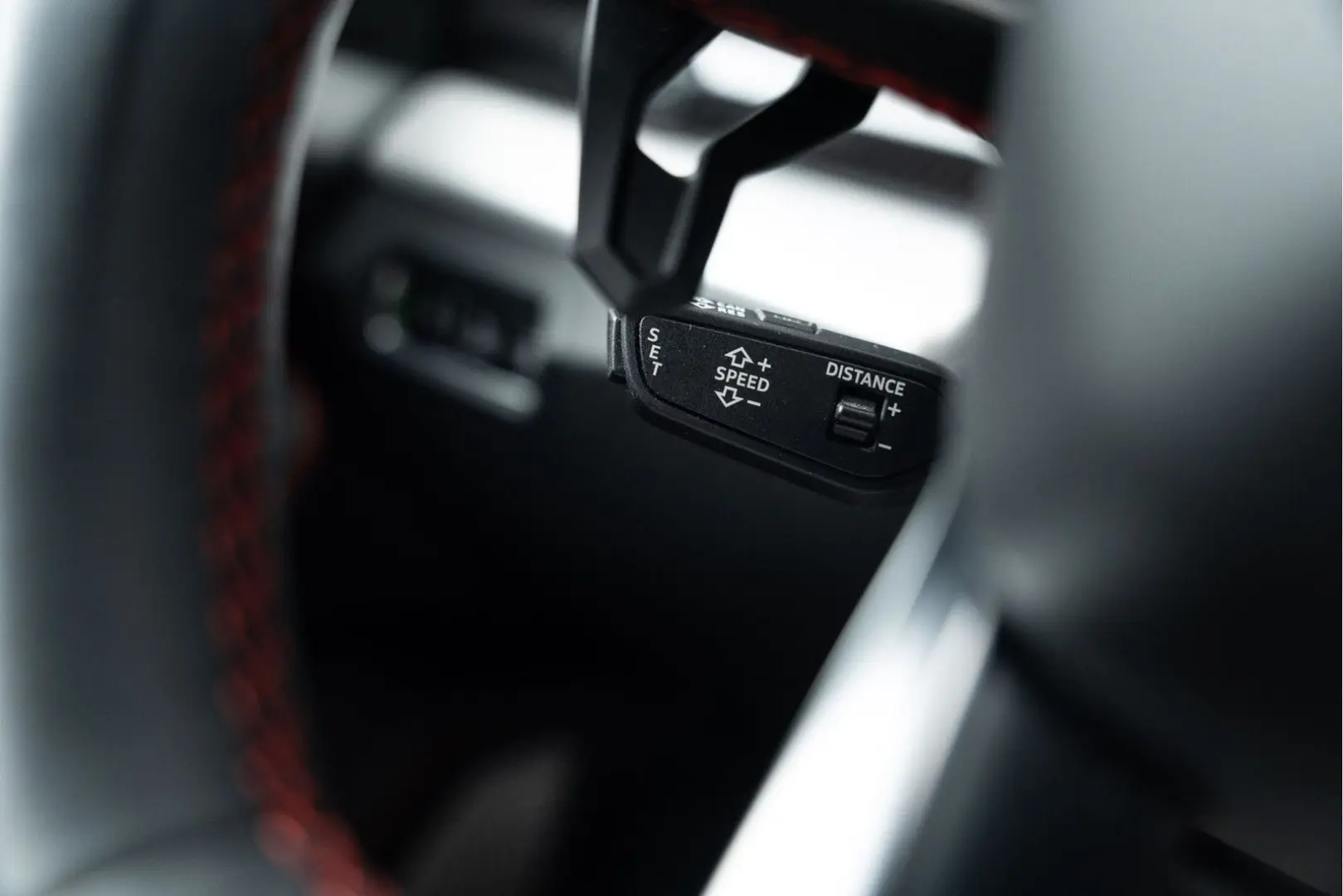 Urus Carbon I B&O