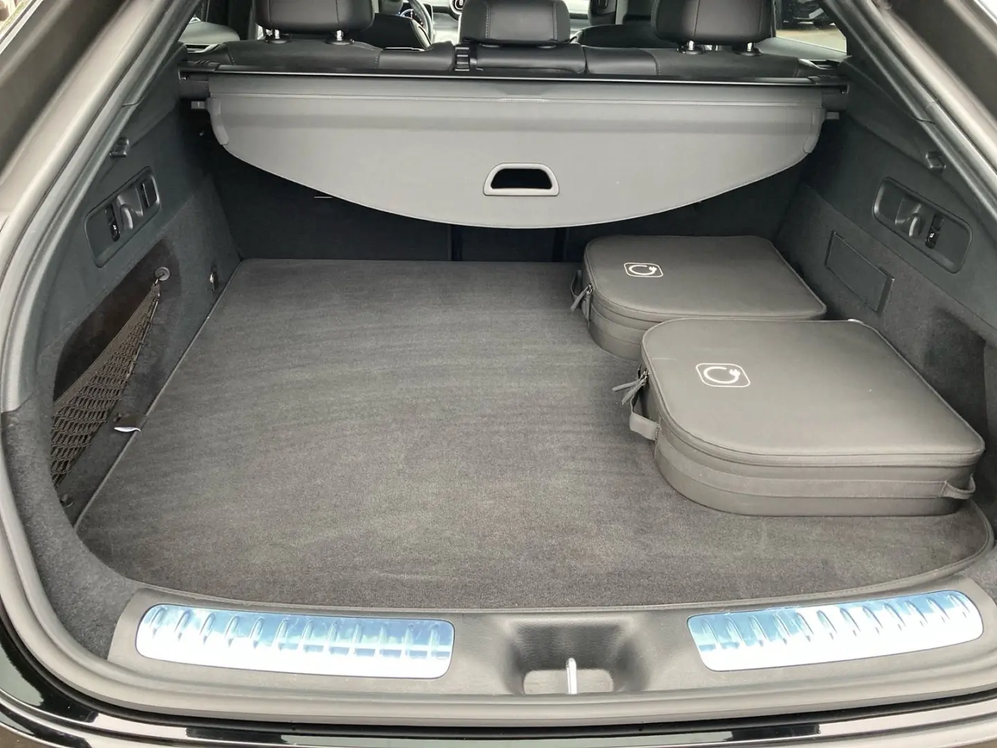 GLC 300 de Coupé AMG+MBUX+Night+Distr+LED+Kamera