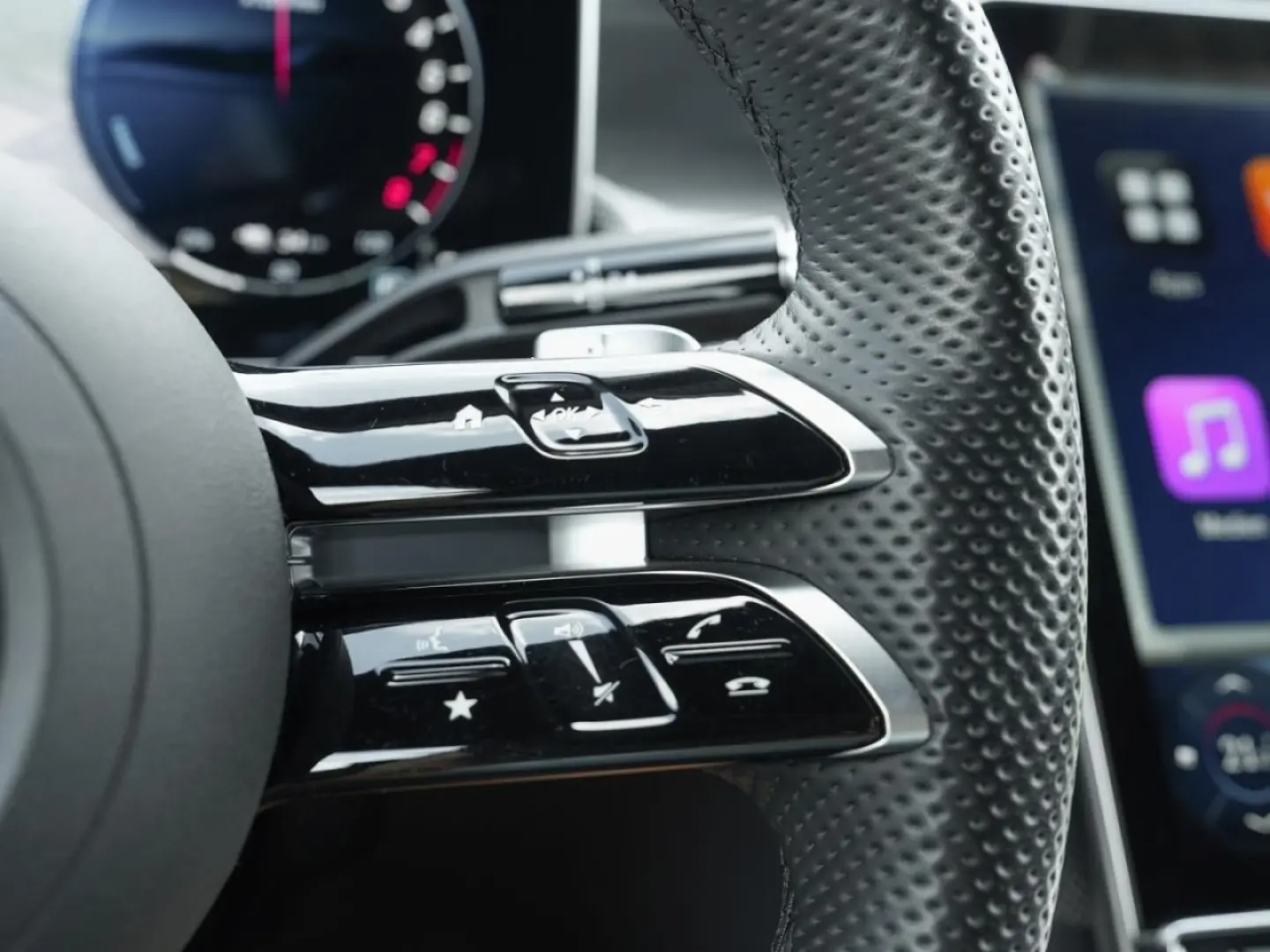 GLC 400 e 4M Coupé AMG Distronic Panorama Memory