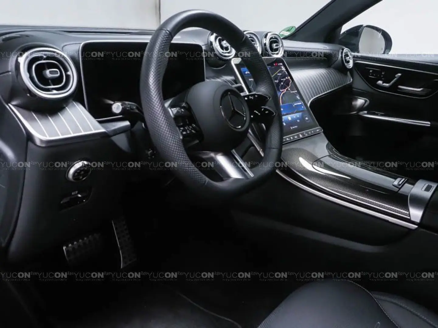 GLC400e Cpé AMG Prem+ AIRMATIC Sitzkli AHK DISTR