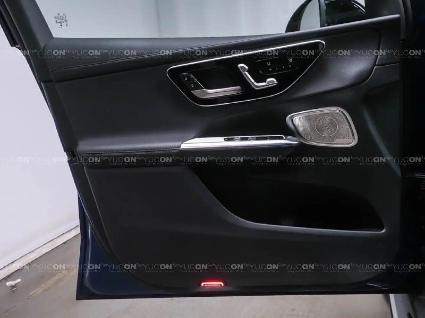 GLC400e Cpé AMG Prem+ AIRMATIC Sitzkli AHK DISTR