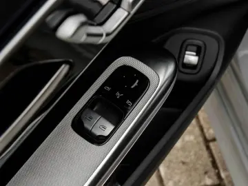 CLE 300 4M AMg-Sport/Pano/Digital/Distr/Night/19