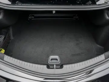 CLE 300 4M COUPE AMG-LINE PANO CARBON DISTRONIC