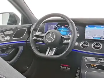 CLS 300 d 4M AMG+SHD+LED+KeyGo+Dis+RFK+Mem+Night