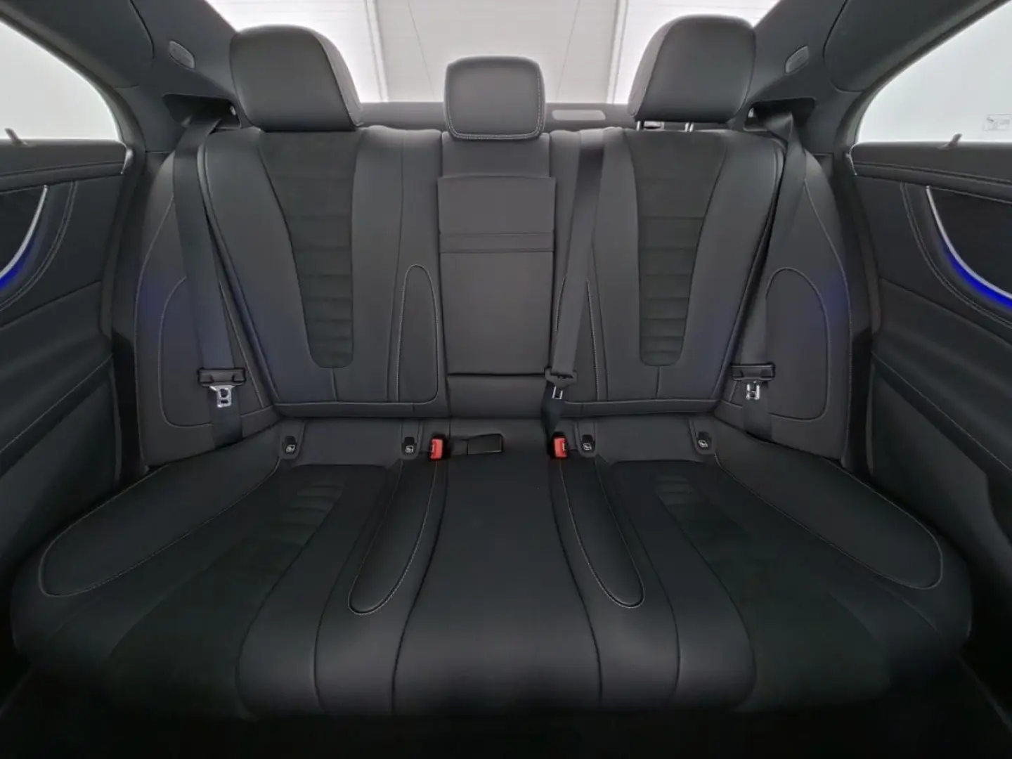CLS 300 d 4M AMG+SHD+LED+KeyGo+Dis+RFK+Mem+Night