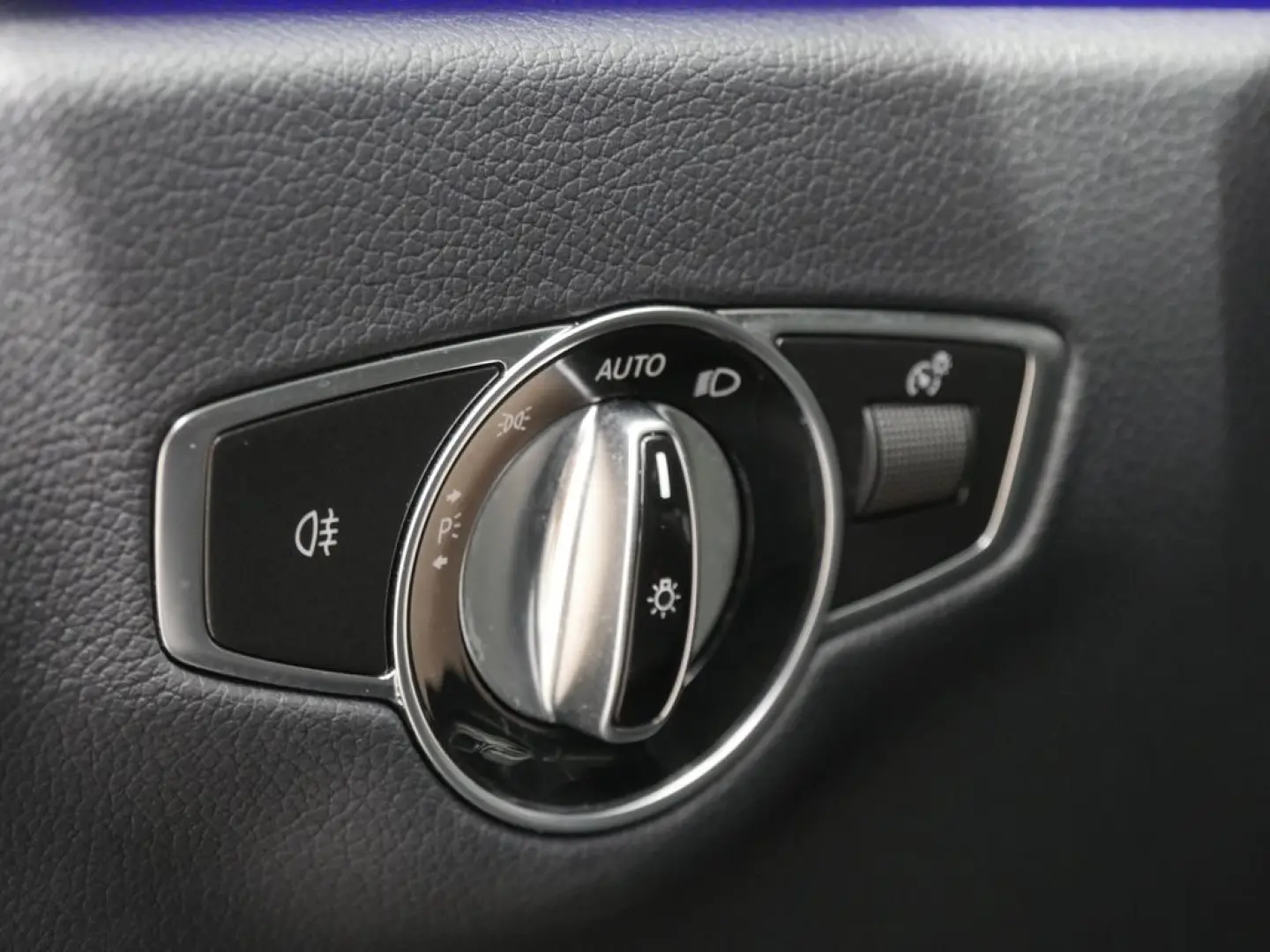 CLS 400 d 4MATIC |AMG|DISTR|KEYL|LED|NAVI|PANO