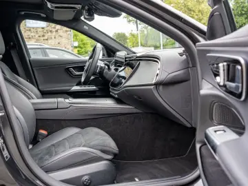 E 450 4M AMG-Sport/DIGITAL/360/Pano/Totw/Distr