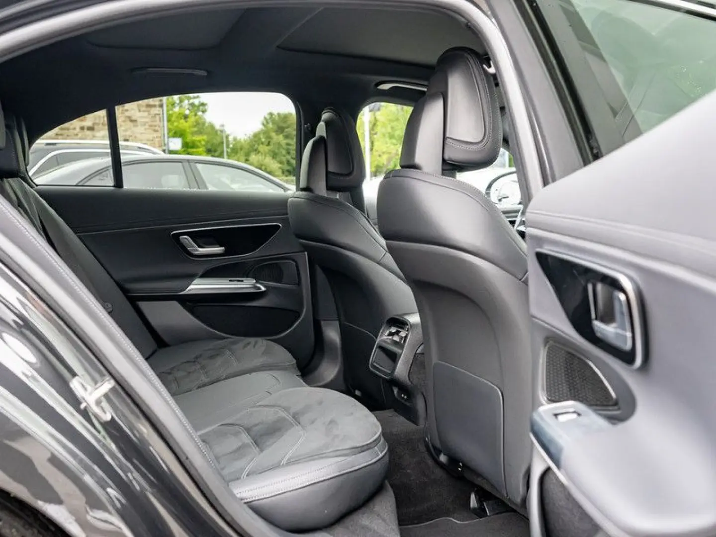 E 450 4M AMG-Sport/DIGITAL/360/Pano/Totw/Distr