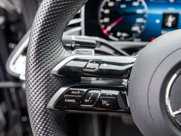E 450 4M AMG-Sport/DIGITAL/360/Pano/Totw/Distr
