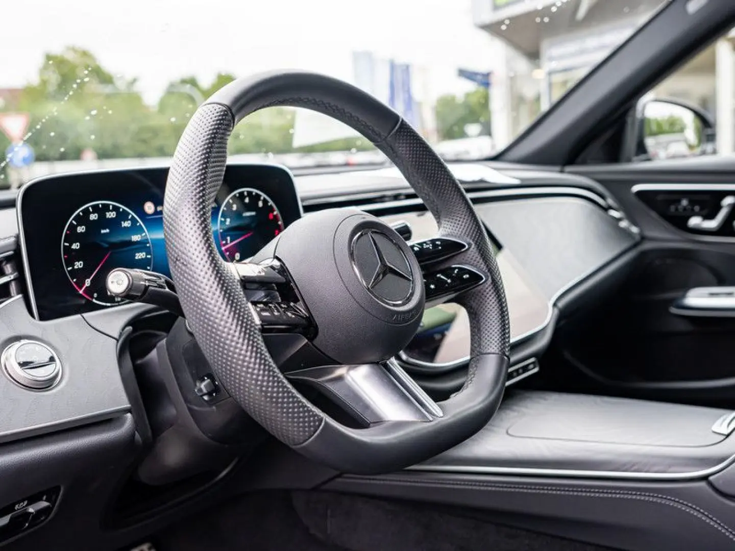 E 450 4M AMG-Sport/DIGITAL/360/Pano/Totw/Distr