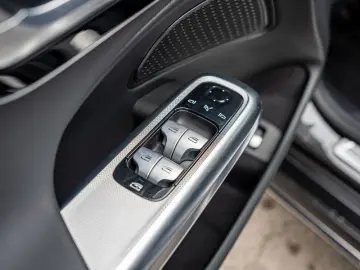E 450 4M AMG-Sport/DIGITAL/360/Pano/Totw/Distr