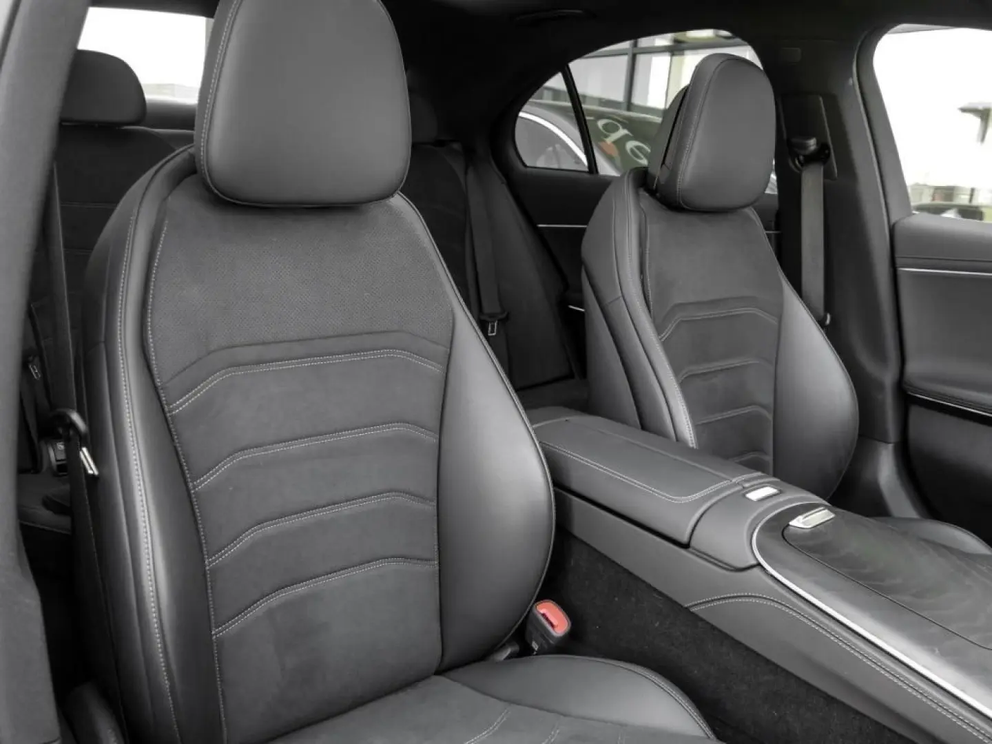 E 450 4M AMG-Sport/Pano/360/Digital/Winter/Navi