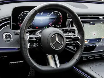 E 450 4M AMG-Sport/Pano/360/Digital/Winter/Navi