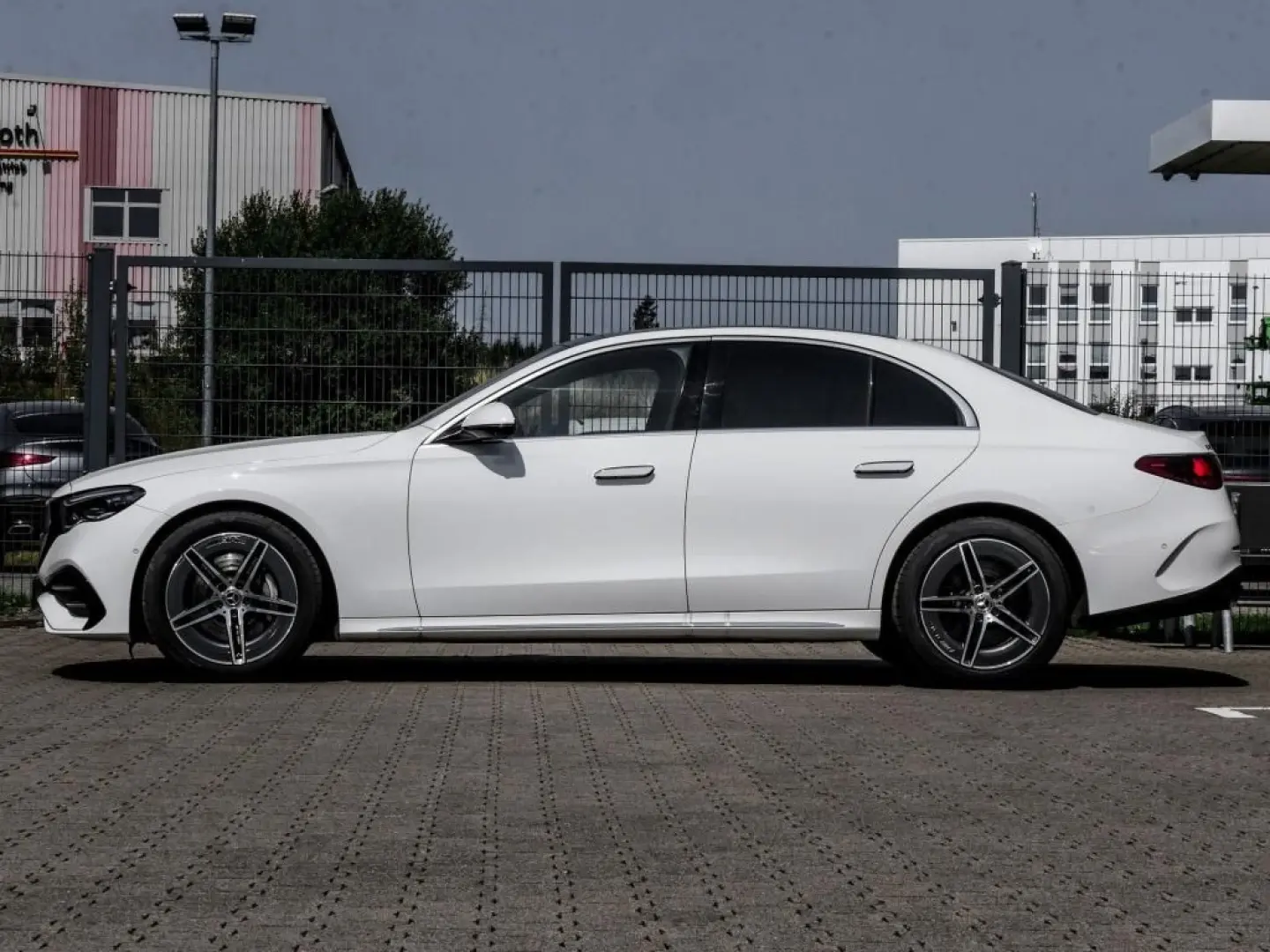 E 450 4M AMG-Sport/Pano/360/Digital/Winter/Navi