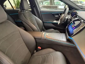 E 450 4M AMG Distronic Digital Light 19 Zoll 360