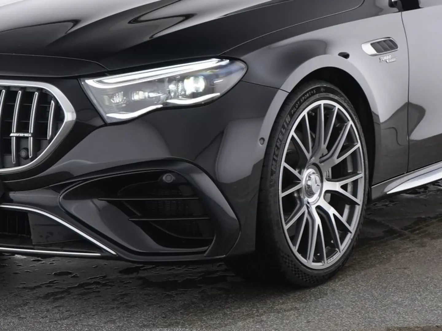E 53 AMG 4M+ Hybrid Digital Light 21 Zoll Memory