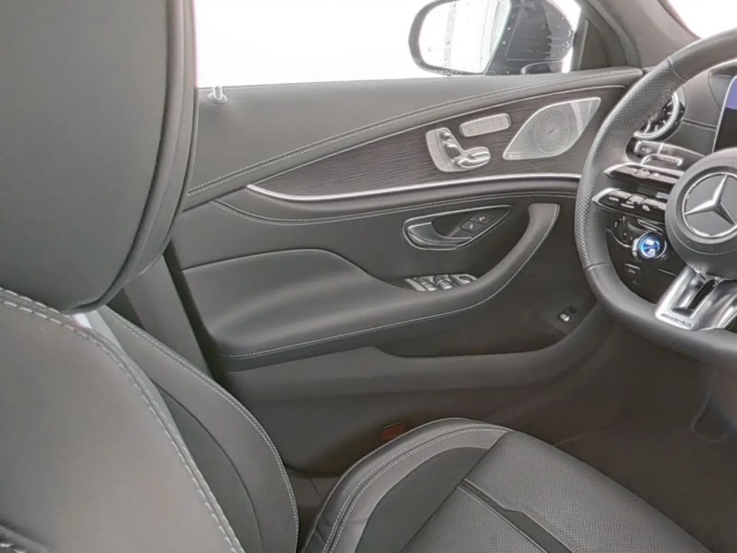AMG GT 53 4M+ Night V8-Styling Pano AHK Massage