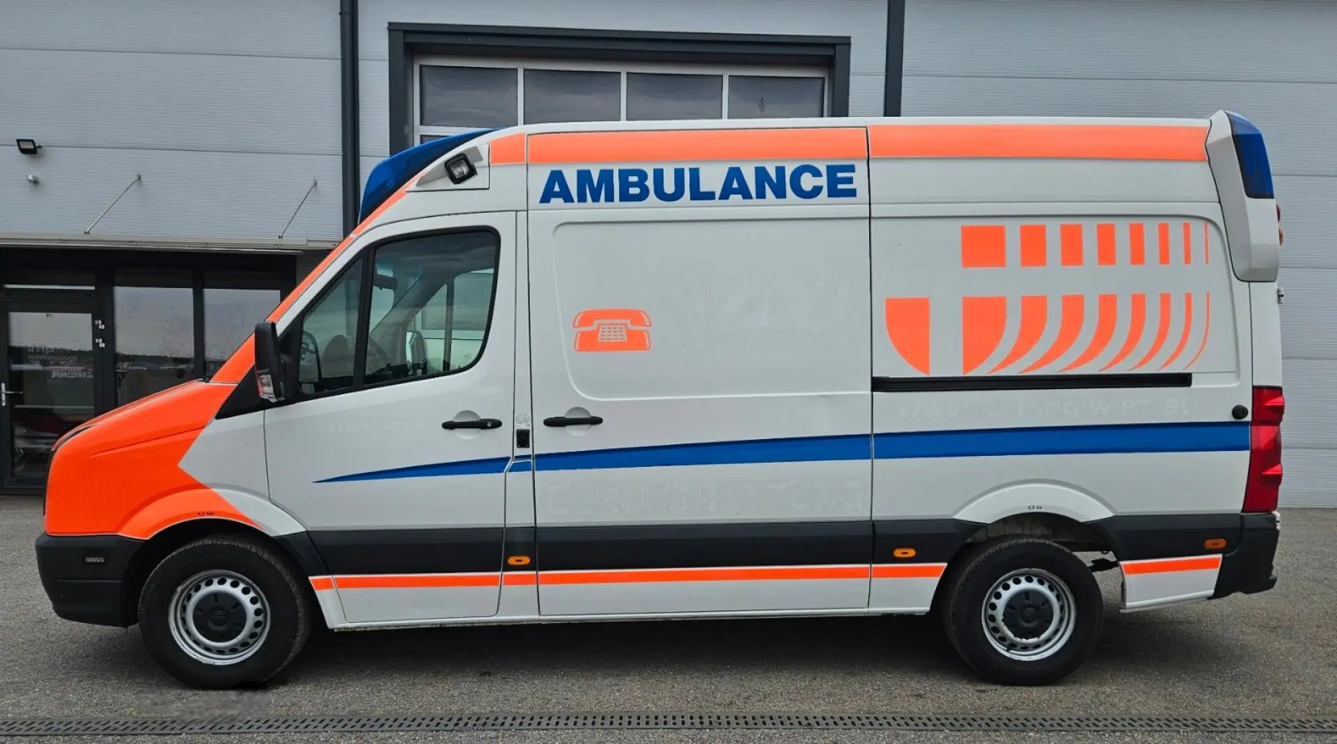 CRAFTER TDI Ambulance RTW L2H2 DLOUHY
