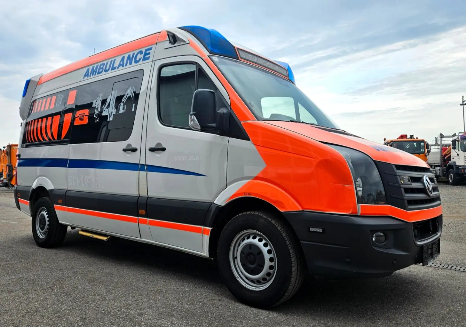 CRAFTER TDI Ambulance RTW L2H2 DLOUHY