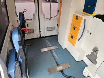 CRAFTER TDI Ambulance RTW L2H2 DLOUHY
