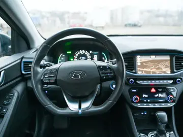 Hyundai IONIQ Plug-In 141CP Exclusive